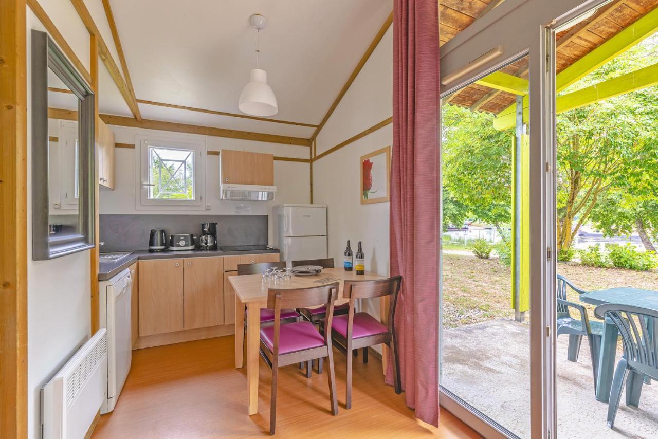 Lagrange Grand Bleu Vacances - Residence Port Lalande Castelmoron-sur-Lot Bagian luar foto
