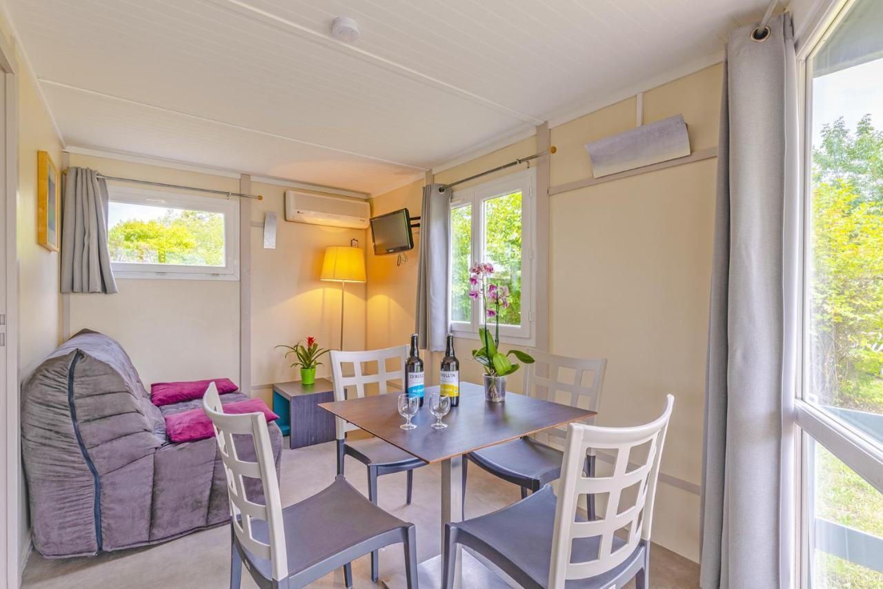 Lagrange Grand Bleu Vacances - Residence Port Lalande Castelmoron-sur-Lot Bagian luar foto